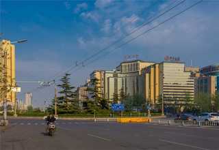 塑料油漆桶模具公司